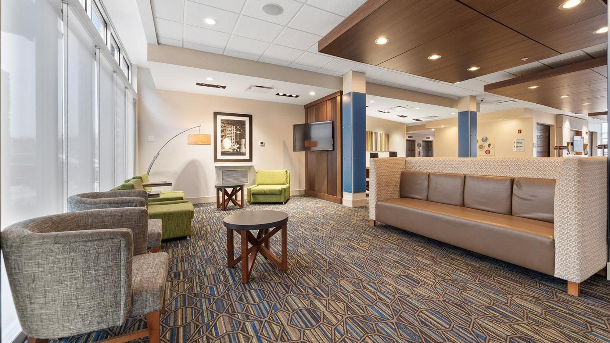 Holiday Inn Express & Suites Macon North By Ihg Luaran gambar
