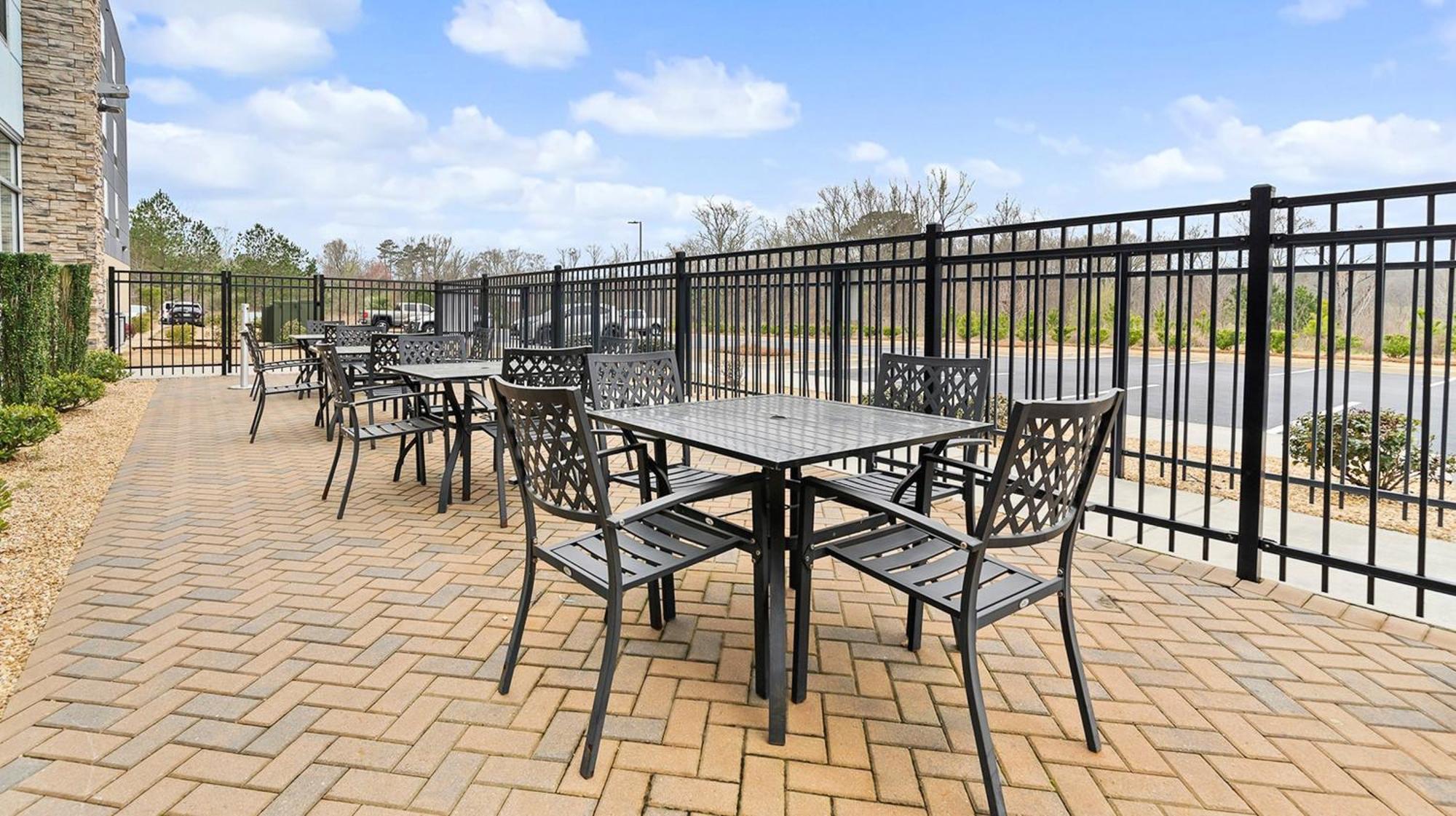 Holiday Inn Express & Suites Macon North By Ihg Luaran gambar