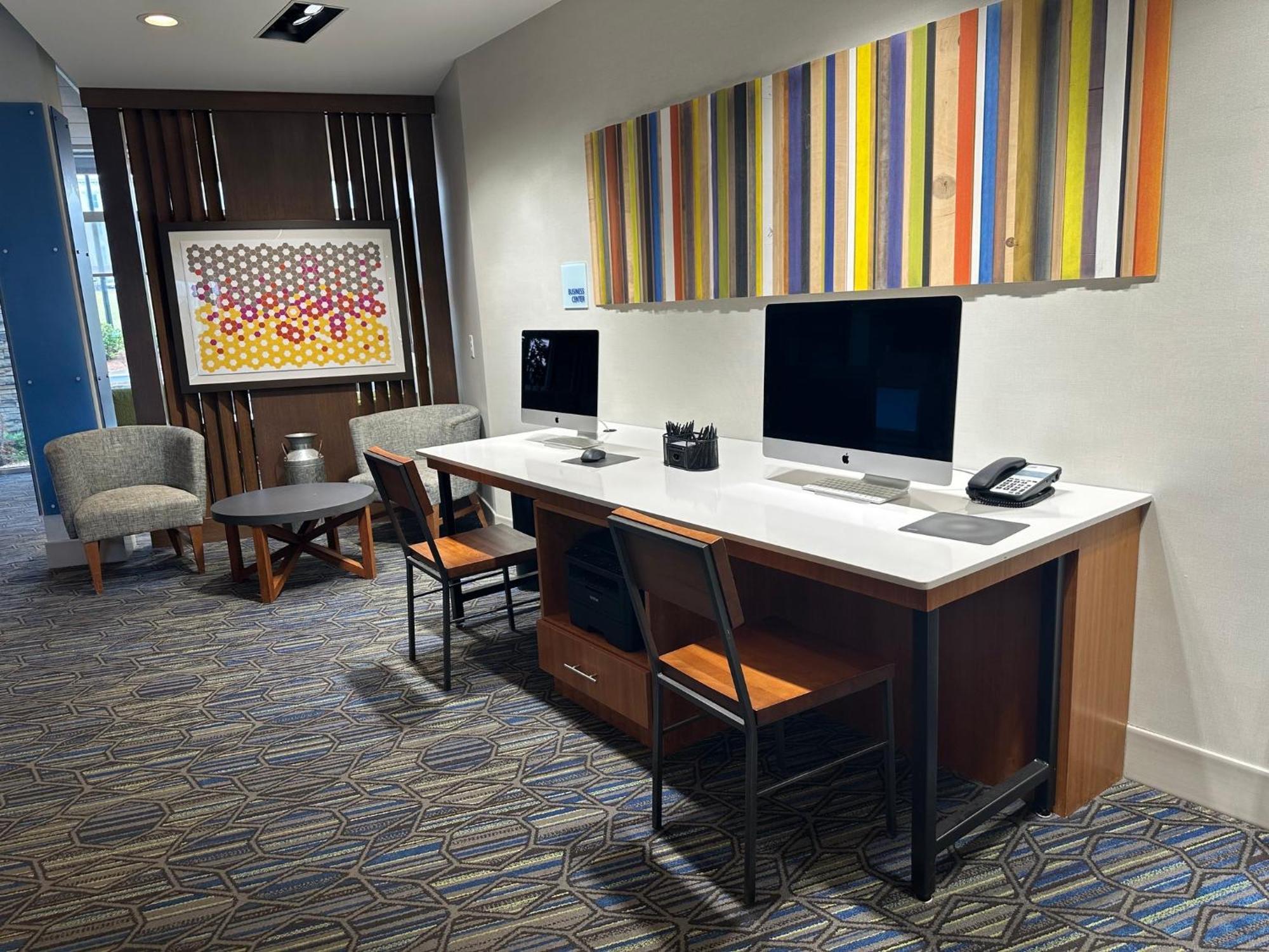 Holiday Inn Express & Suites Macon North By Ihg Luaran gambar