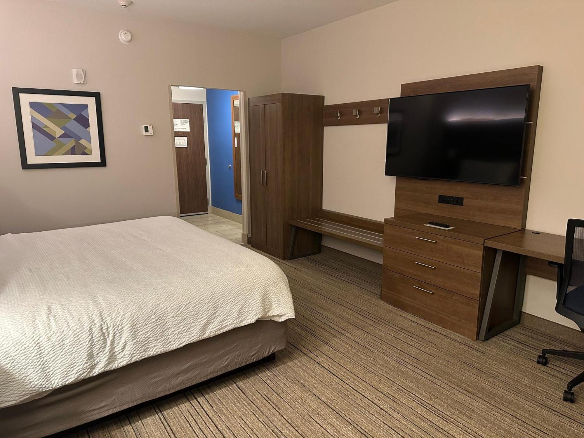 Holiday Inn Express & Suites Macon North By Ihg Luaran gambar