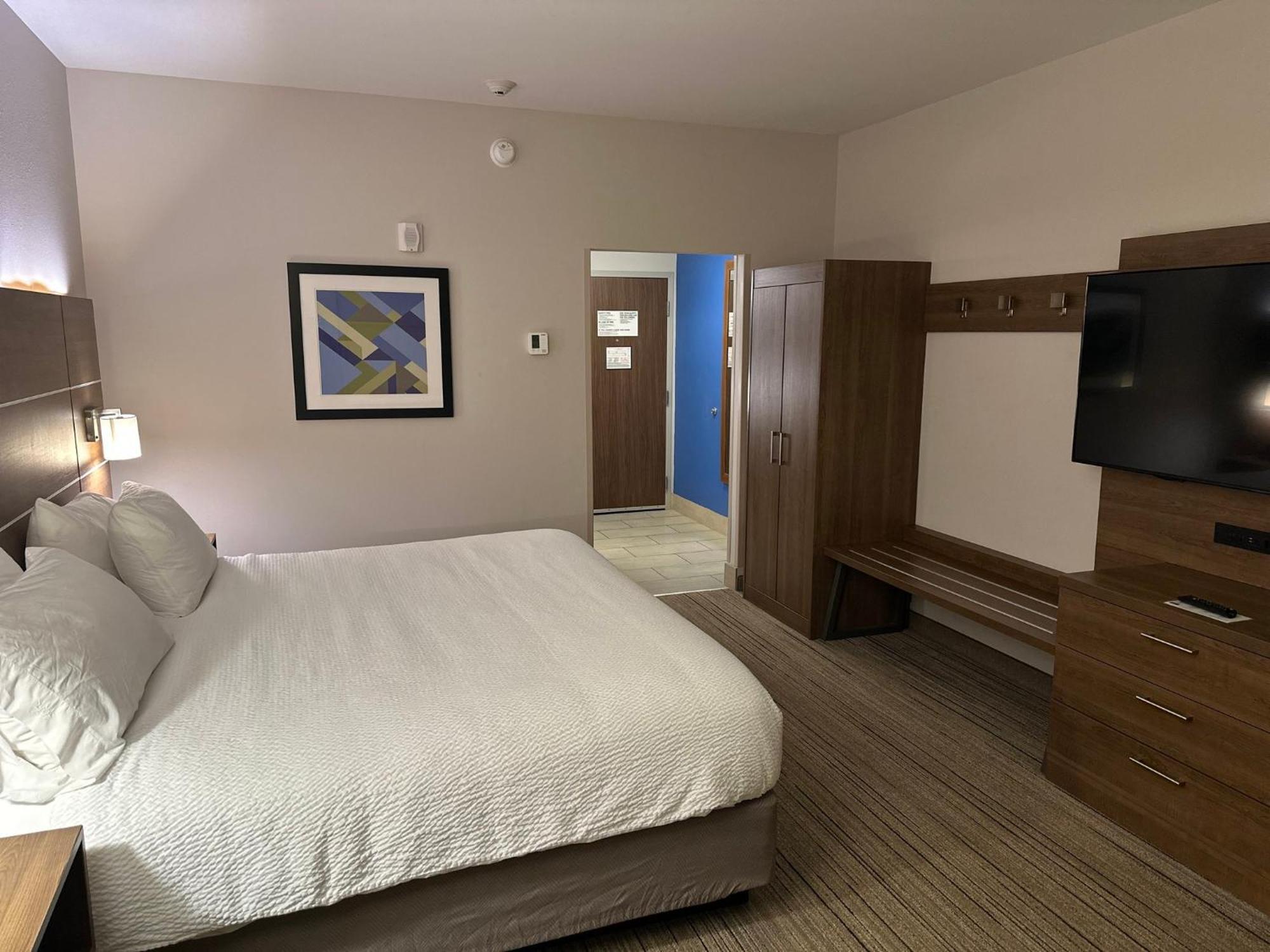 Holiday Inn Express & Suites Macon North By Ihg Luaran gambar